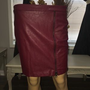 Burgundy Romeo and Juliet skirt